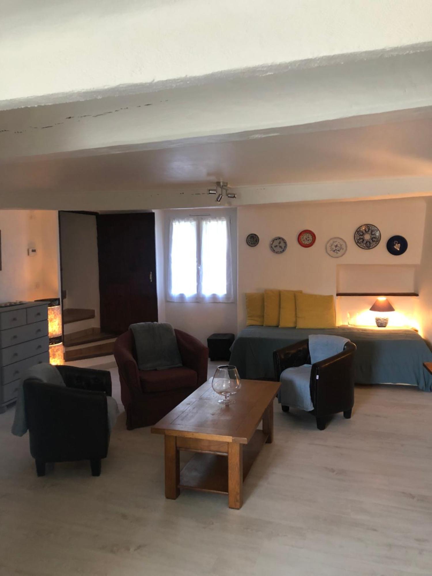 Le Petit Saint Clair Apartment Trigance Ngoại thất bức ảnh